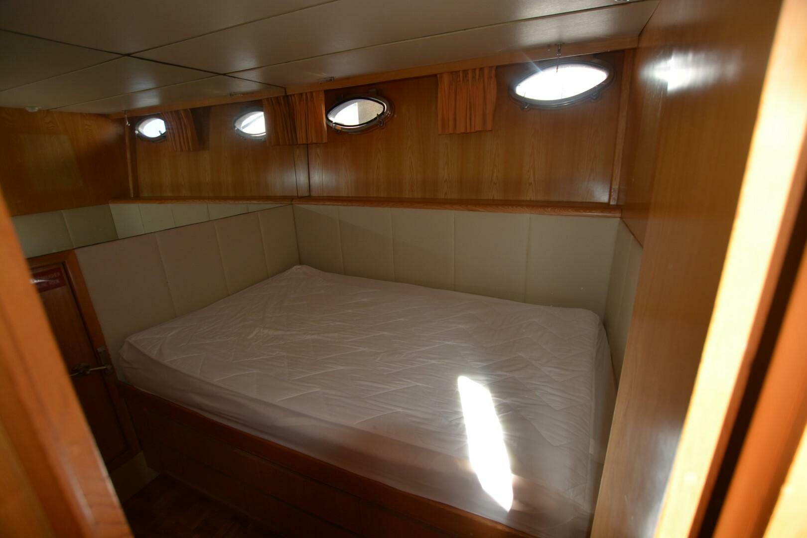 Slide: The Image of Ocean Alexander 540 Pilothouse 1991 - 5196308