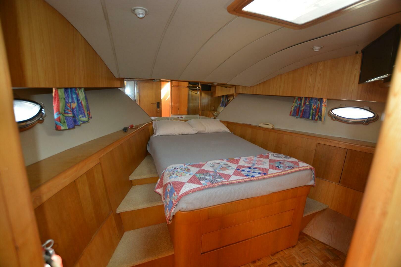 Slide: The Image of Ocean Alexander 540 Pilothouse 1991 - 5196305