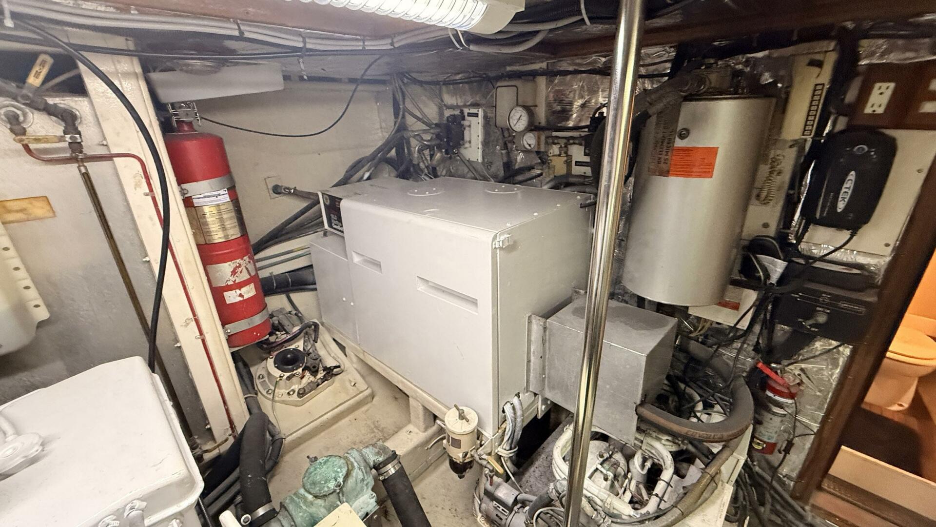 Slide: The Image of Ocean Alexander 546 1995 - 5427466