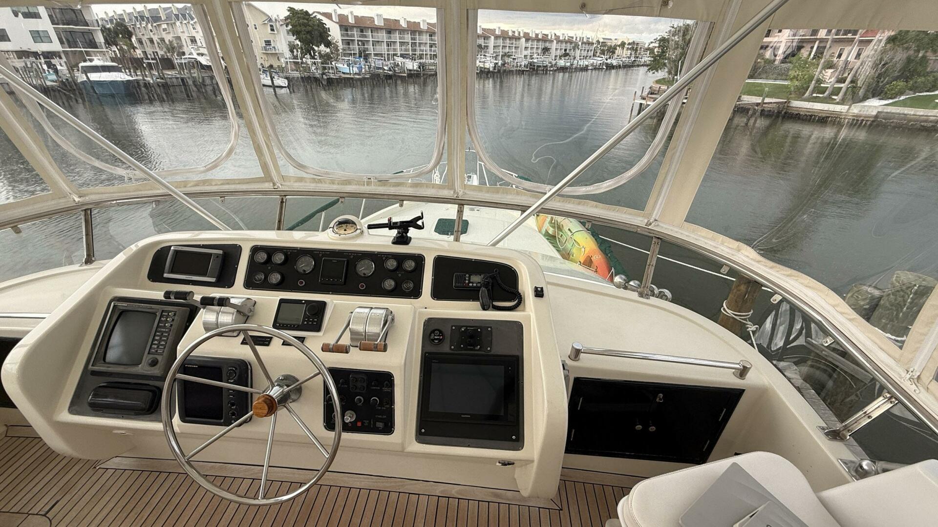 Slide: The Image of Ocean Alexander 546 1995 - 5427472