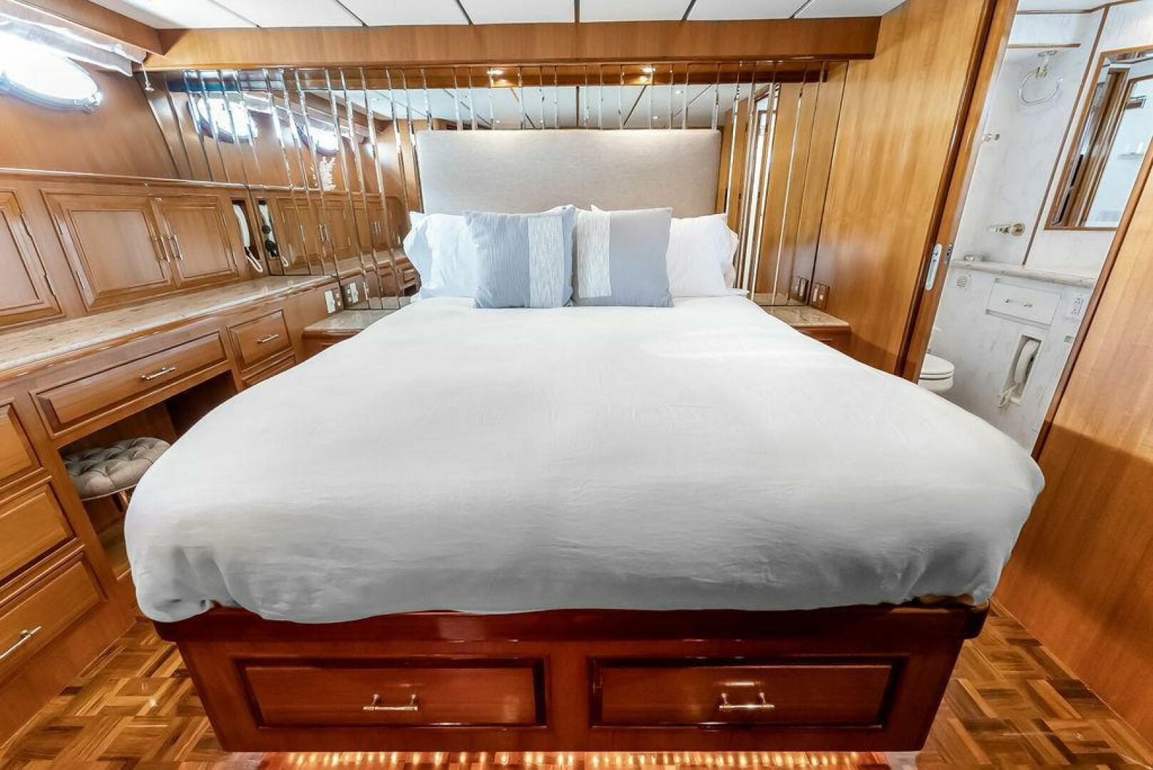 Slide: The Image of Ocean Alexander 54 Pilothouse 2001 - 5069376