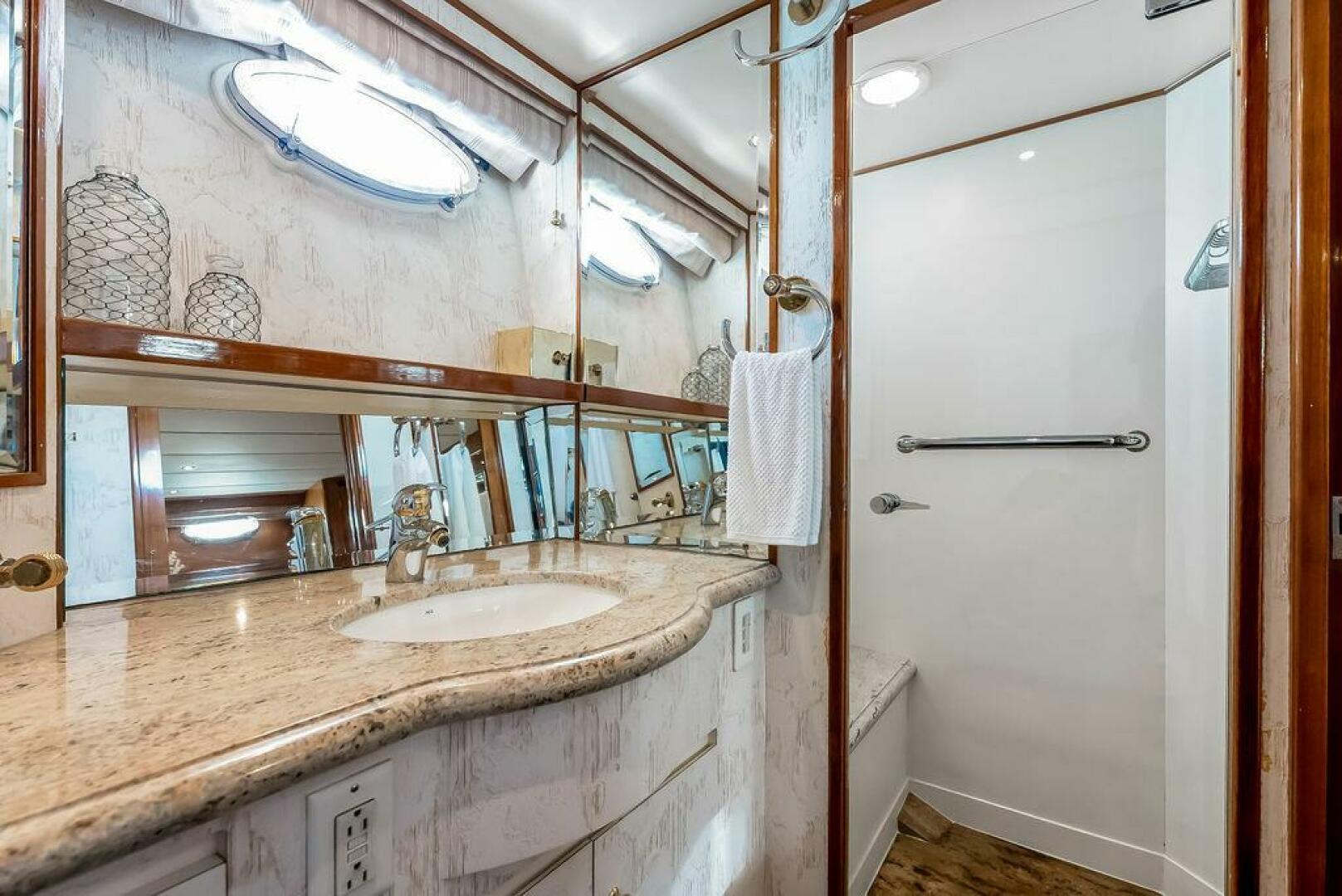 Slide: The Image of Ocean Alexander 54 Pilothouse 2001 - 5069379