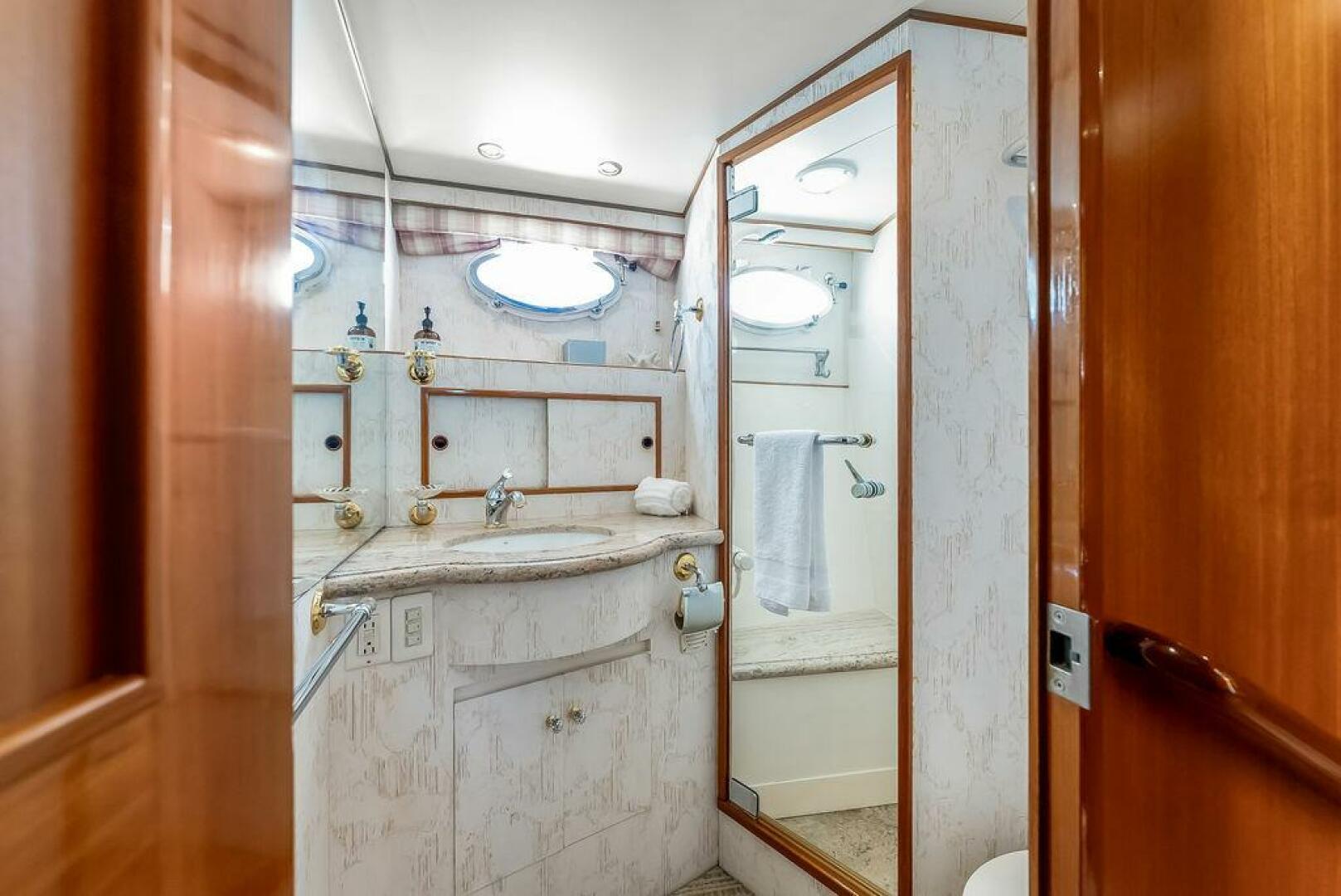 Slide: The Image of Ocean Alexander 54 Pilothouse 2001 - 5069383