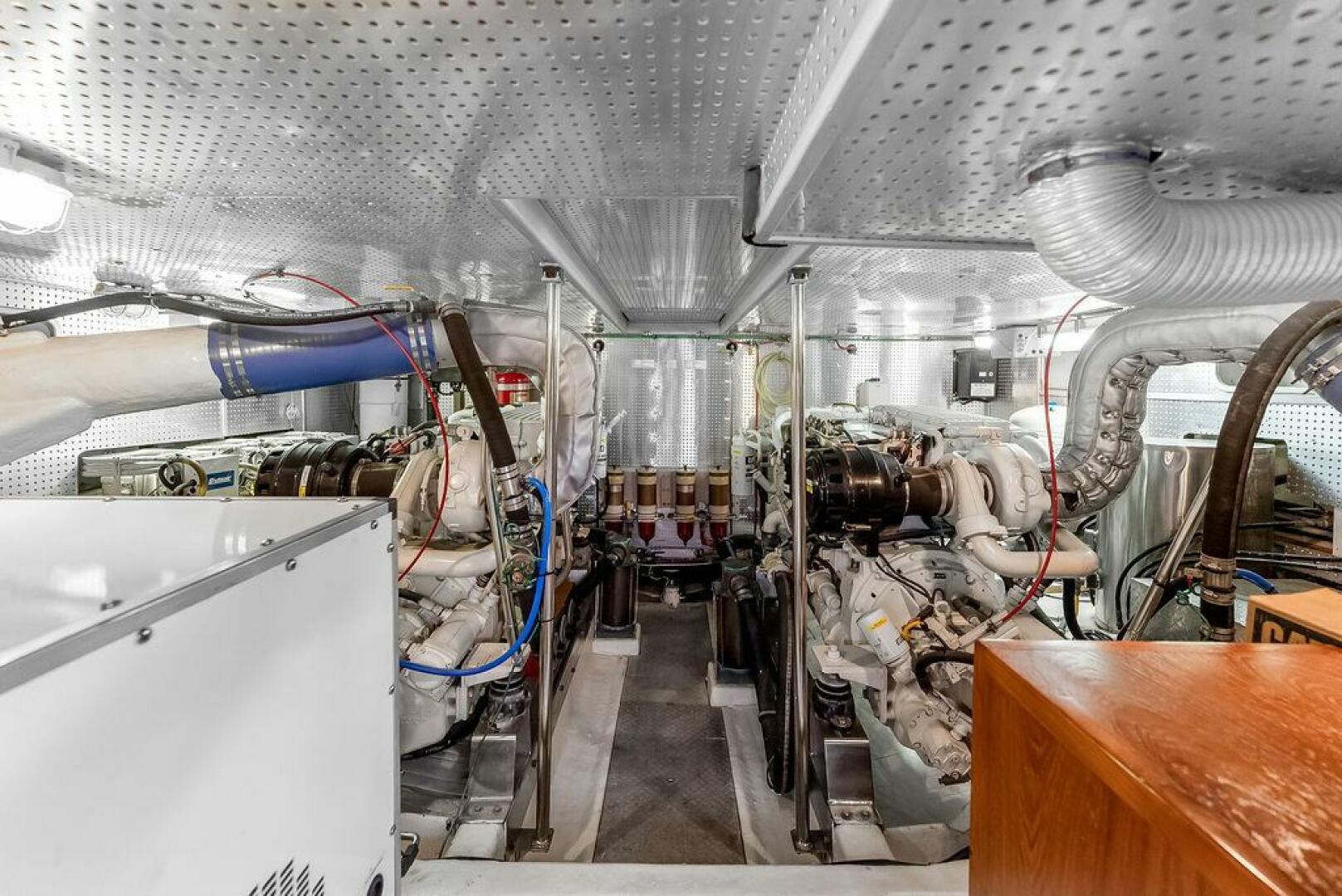 Slide: The Image of Ocean Alexander 54 Pilothouse 2001 - 5069387