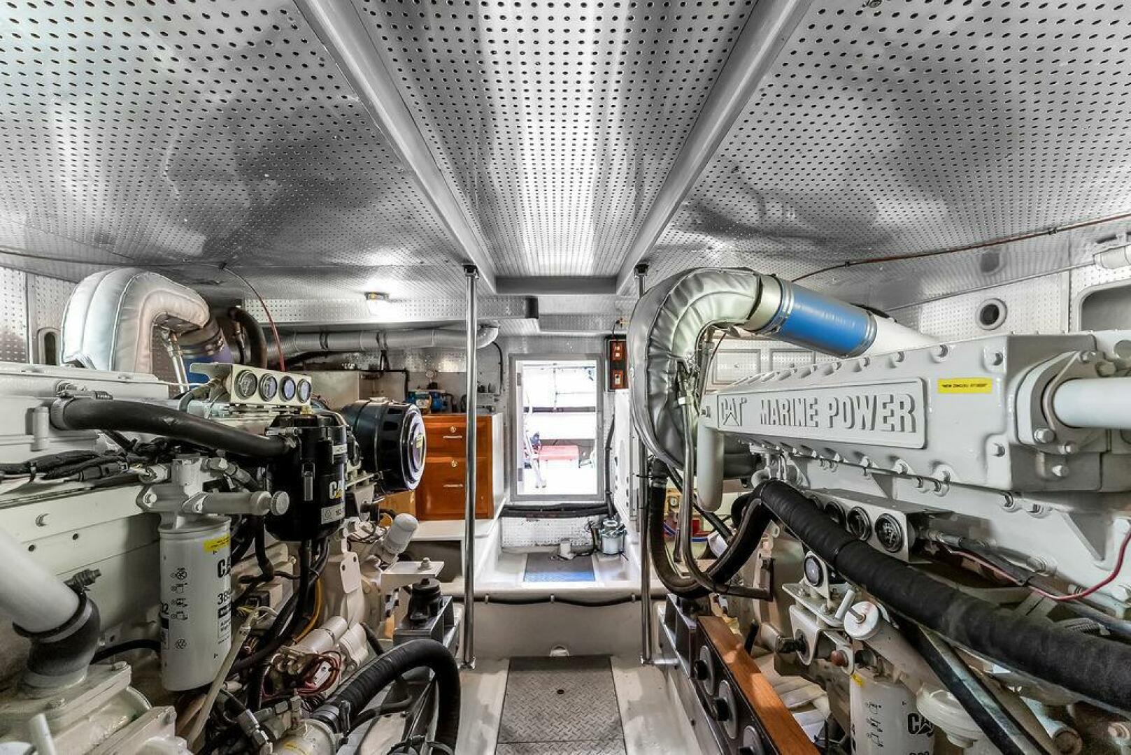 Slide: The Image of Ocean Alexander 54 Pilothouse 2001 - 5069389