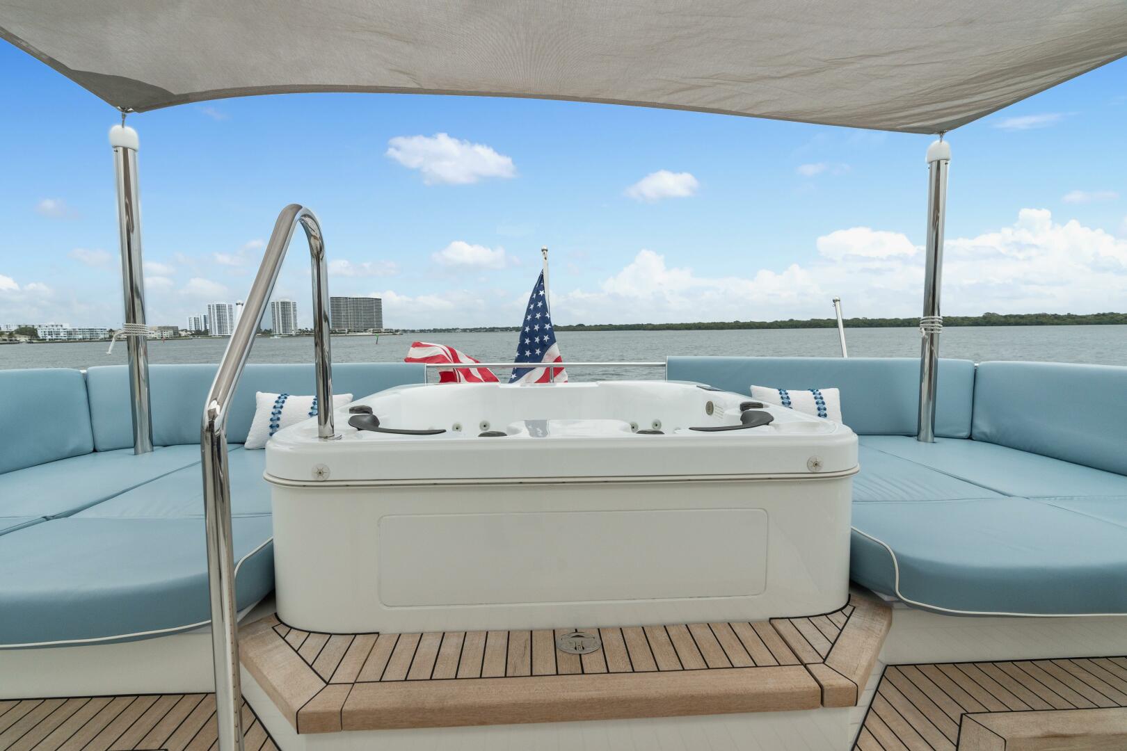 Slide: The Image of Ocean Alexander 88 Sanibella - Upper Deck 2019 Ocean Alexander 88 Sanibella - 5120629