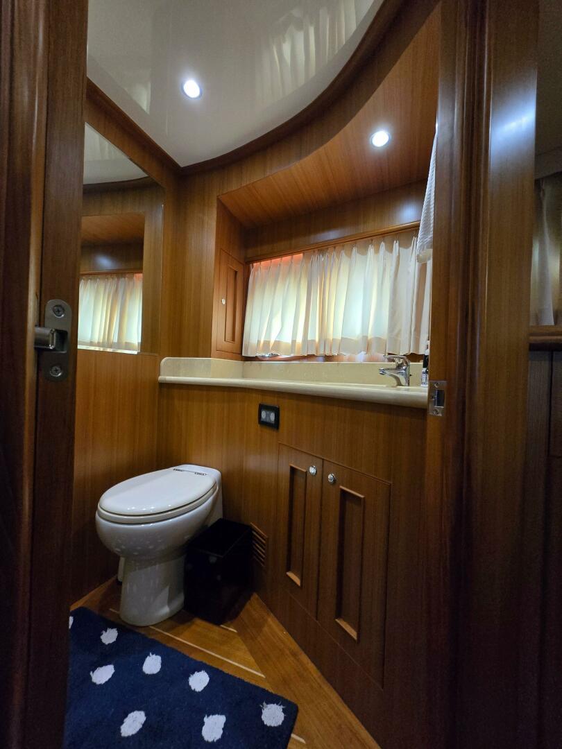 Slide: The Image of Ocean Alexander Classico 2010 - 25