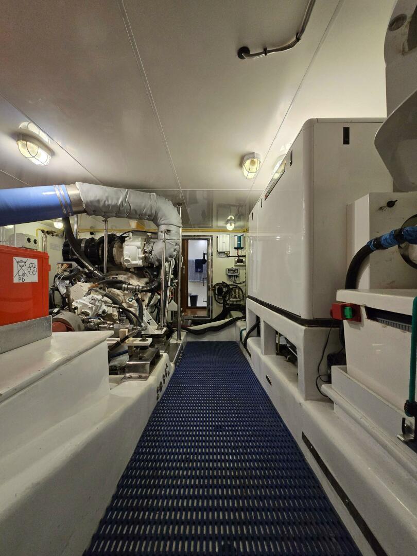Slide: The Image of Ocean Alexander Classico 2010 - 37