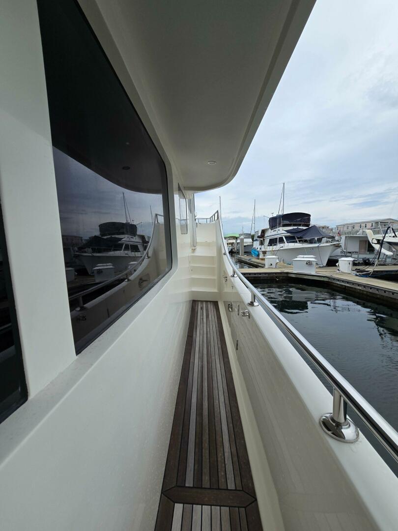 Slide: The Image of Ocean Alexander Classico 2010 - 43