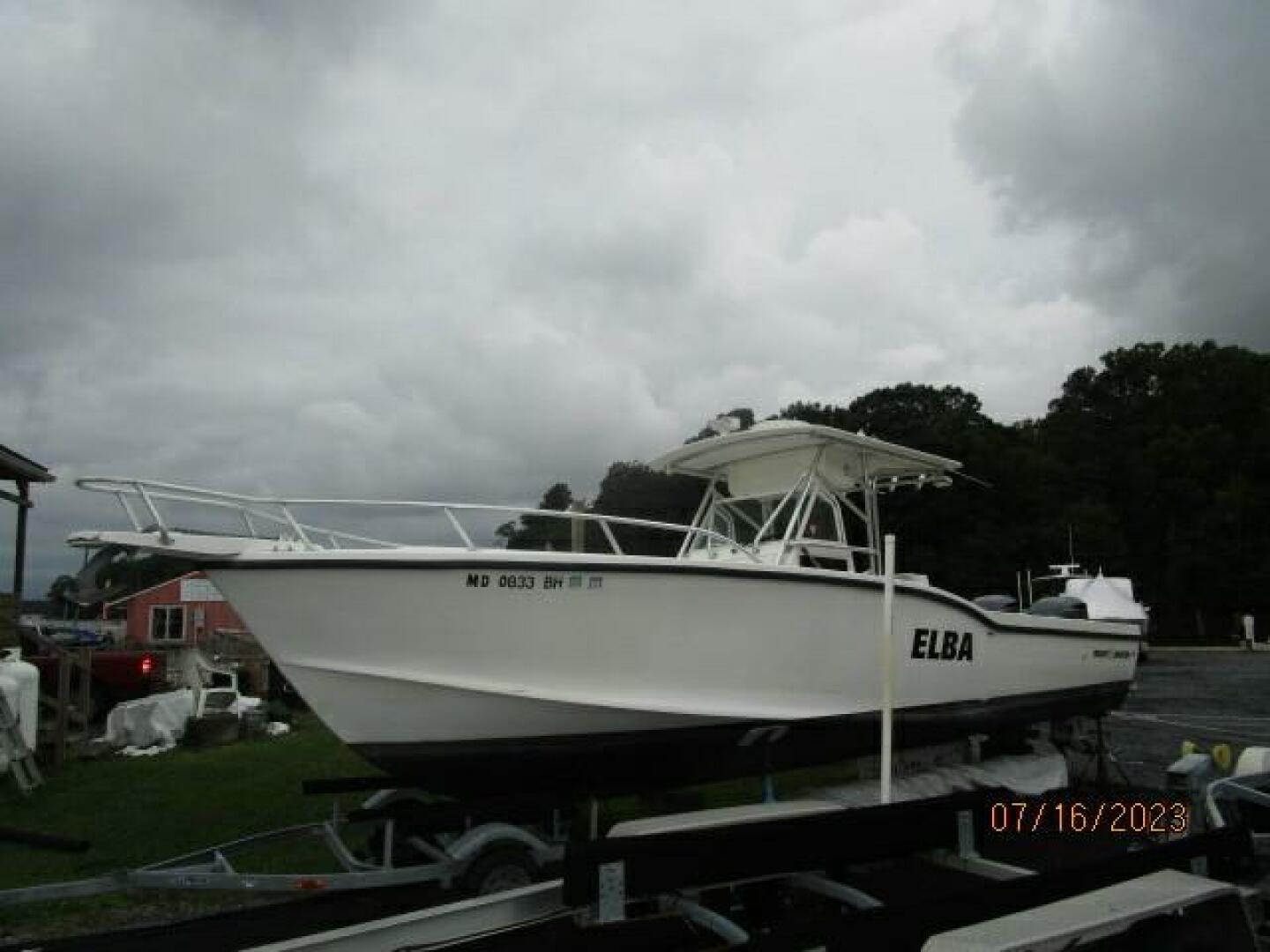 Slide: The Image of 31' Ocean Master port forward profile - 3813876