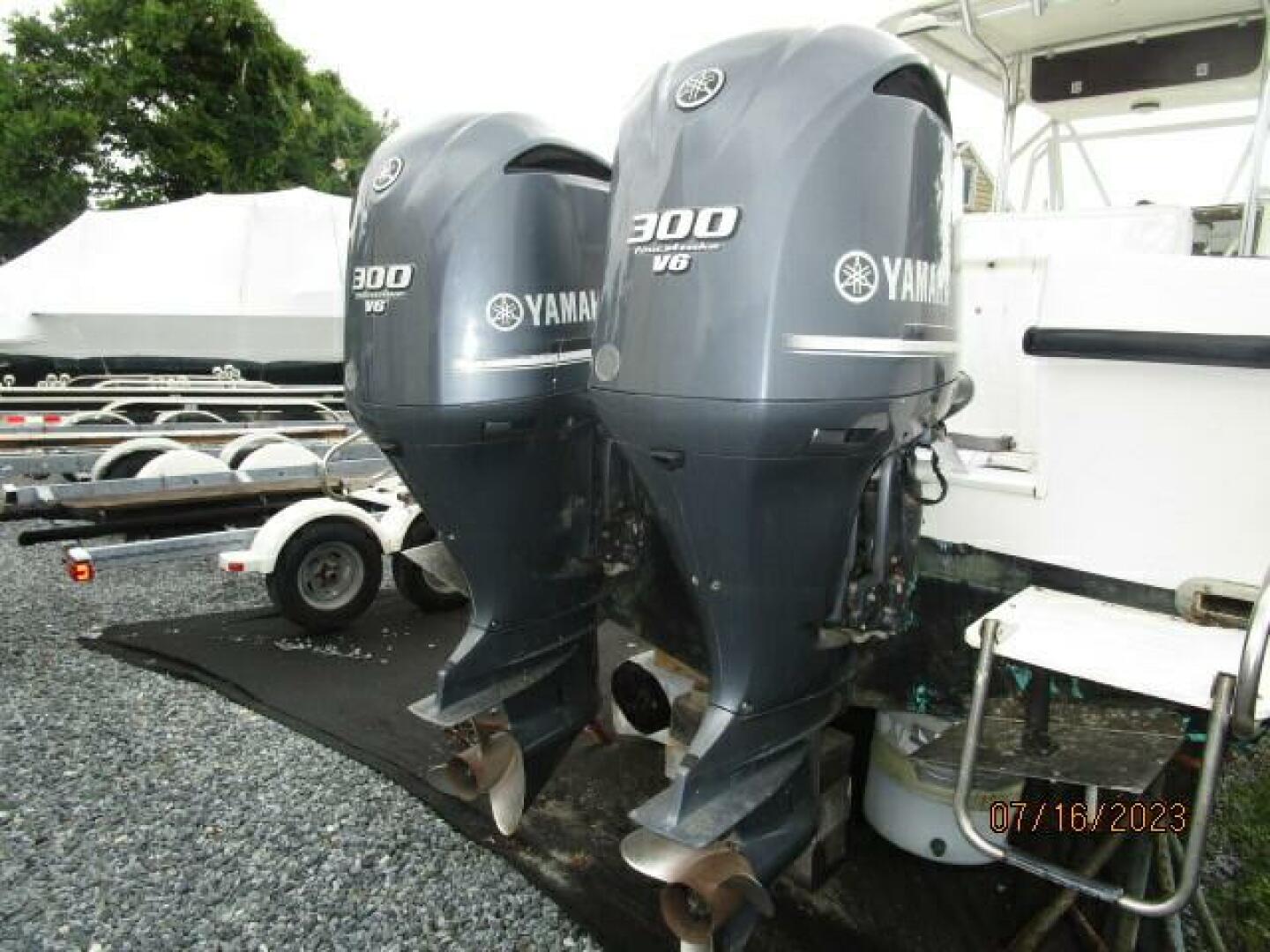 Slide: The Image of 31' Ocean Master outboards1 - 3813872