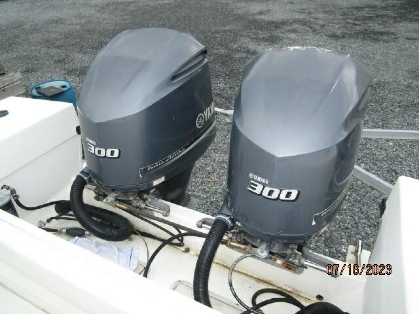Slide: The Image of 31' Ocean Master outboards3 - 3813874
