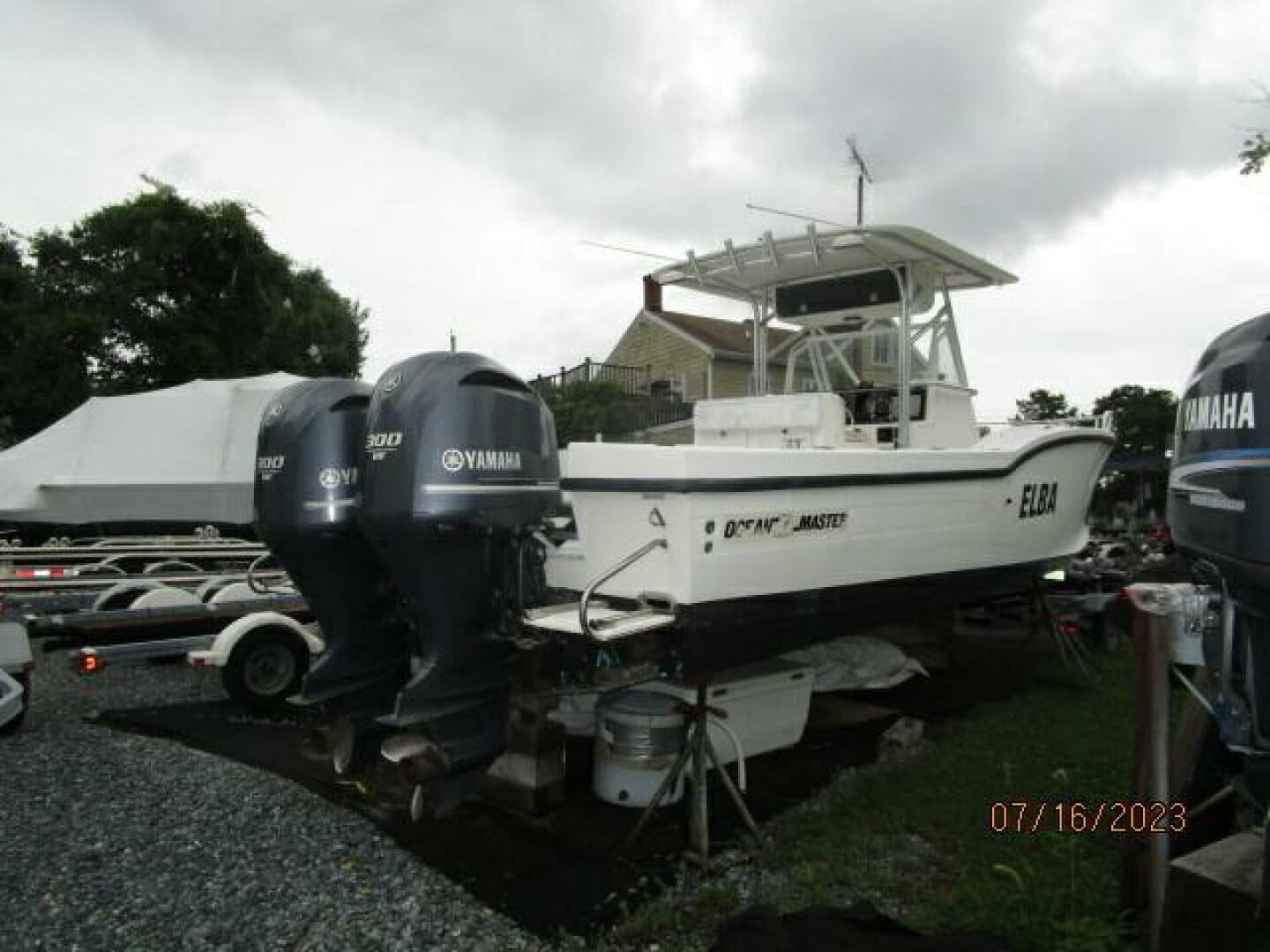 Slide: The Image of 31' Ocean Master starboard aft profile - 3813879