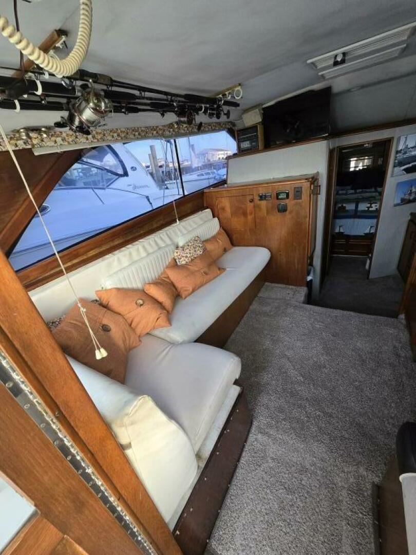 Slide: The Image of Ocean Yachts 32 SS 1989 - 4737463