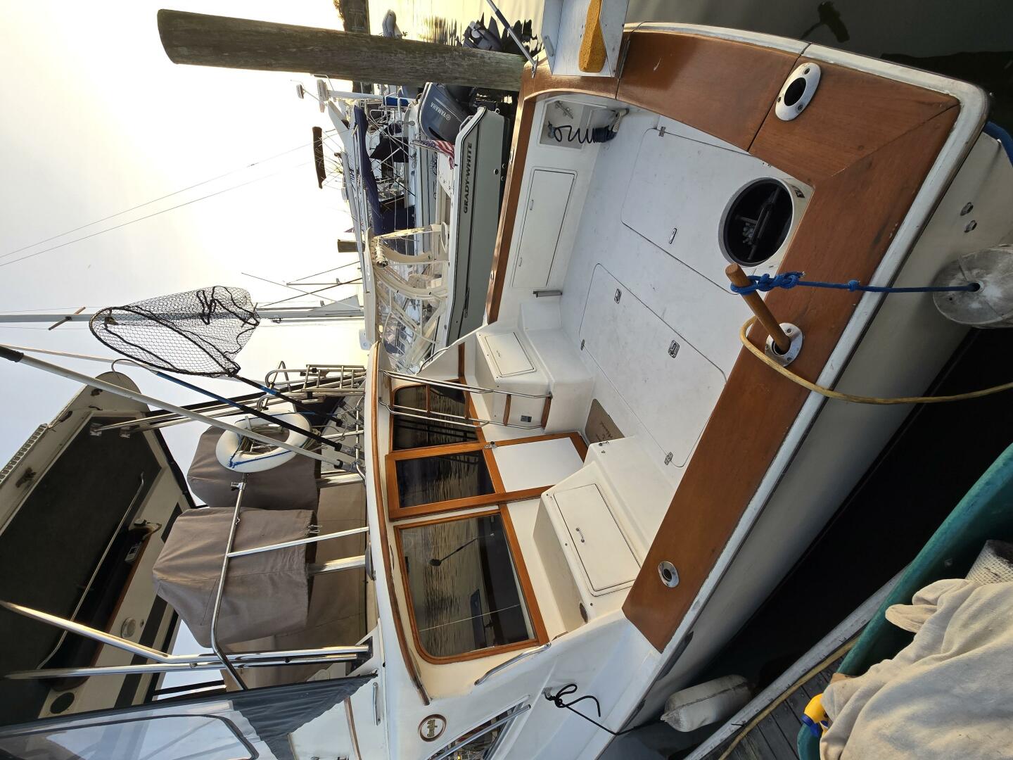 Slide: The Image of Ocean Yachts 32 SS 1989 - 4737477