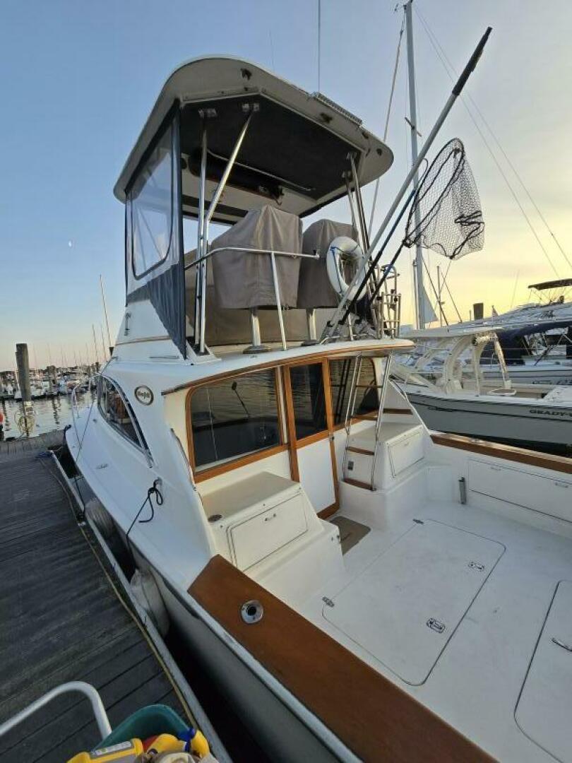 Slide: The Image of Ocean Yachts 32 SS 1989 - 4737484