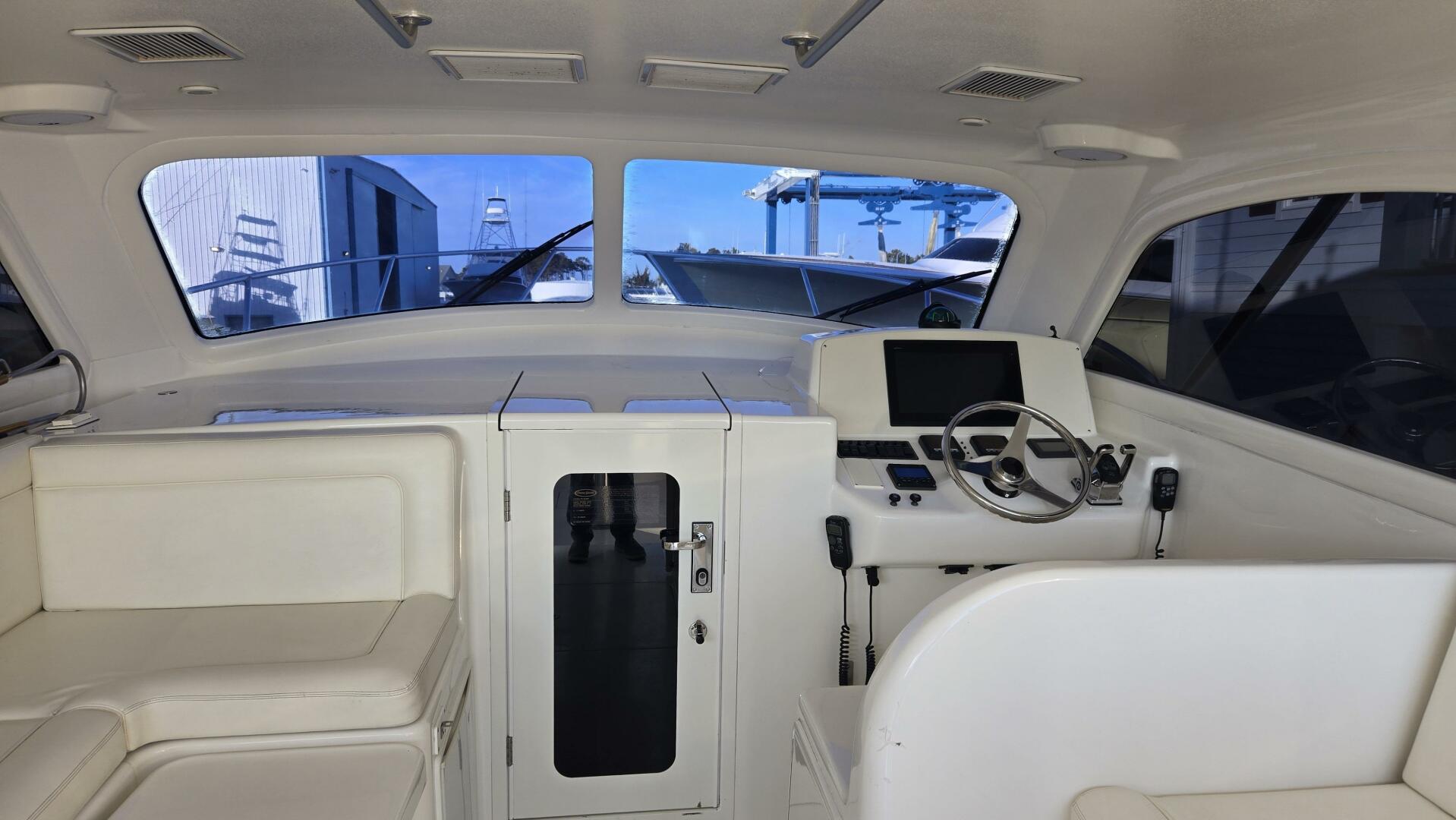 Slide: The Image of Ocean Yachts 37 Billfish 2008 - 4937504