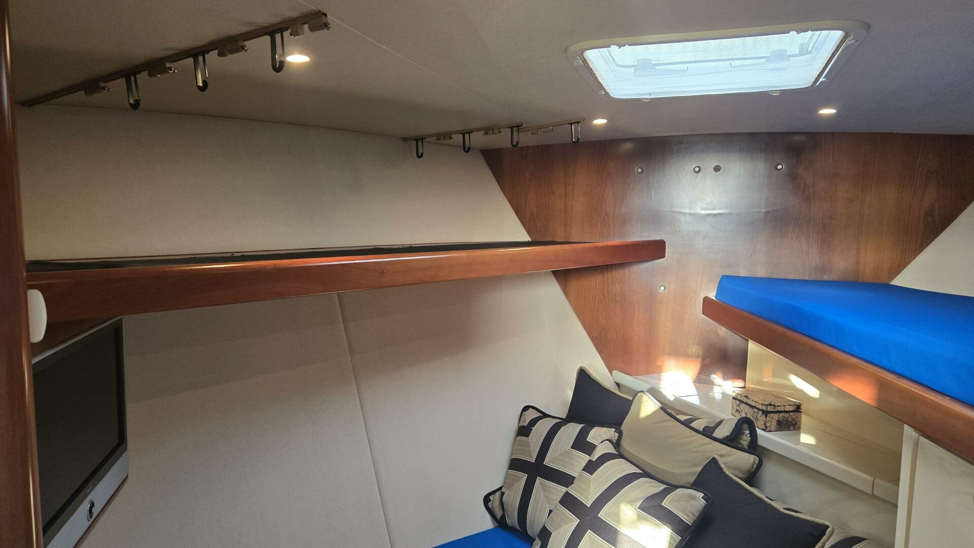 Slide: The Image of Ocean Yachts 37 Billfish 2008 - 4937489
