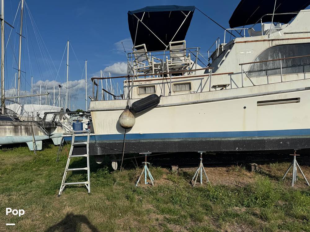 Slide: The Image of Ocean Yachts 40+2 Flying Bridge Trawler 1979 - 15164637