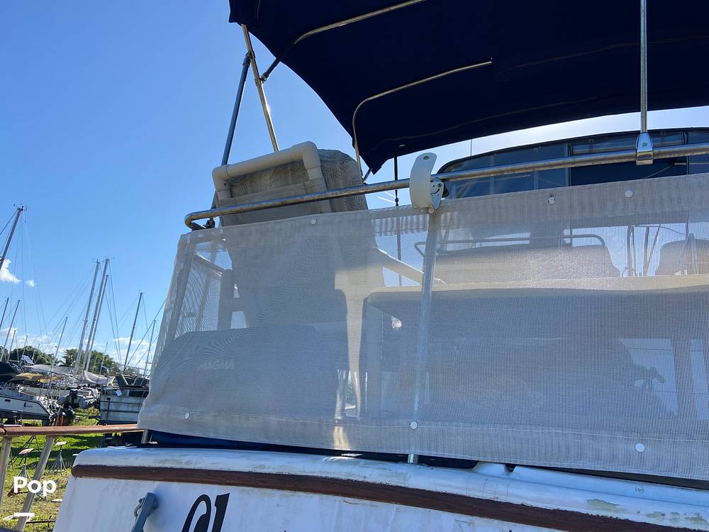 Slide: The Image of Ocean Yachts 40+2 Flying Bridge Trawler 1979 - 13946000