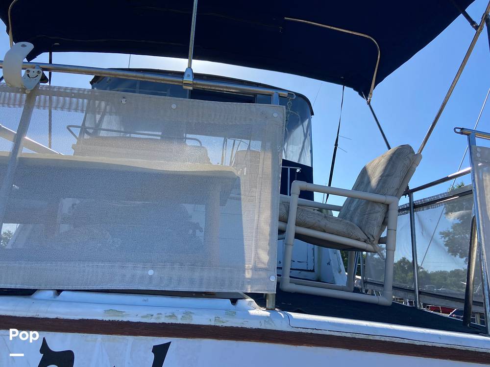 Slide: The Image of Ocean Yachts 40+2 Flying Bridge Trawler 1979 - 13946001