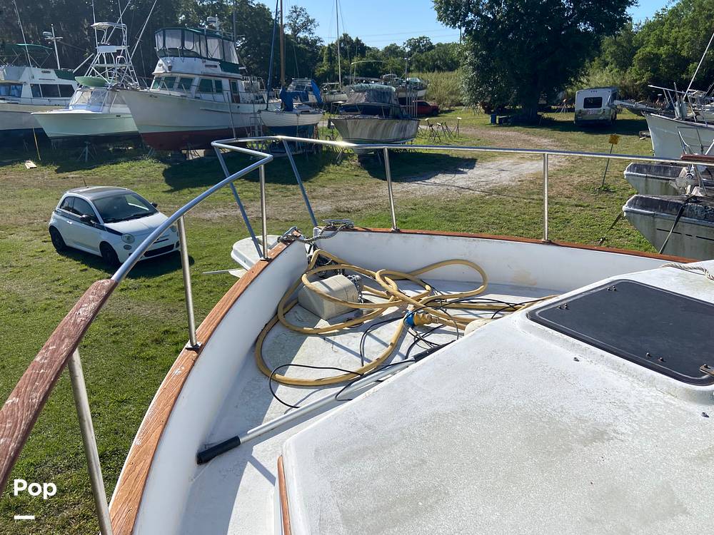 Slide: The Image of Ocean Yachts 40+2 Flying Bridge Trawler 1979 - 13946013