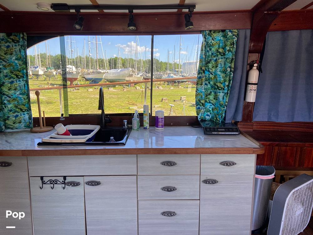 Slide: The Image of Sink - Galley - 13946088