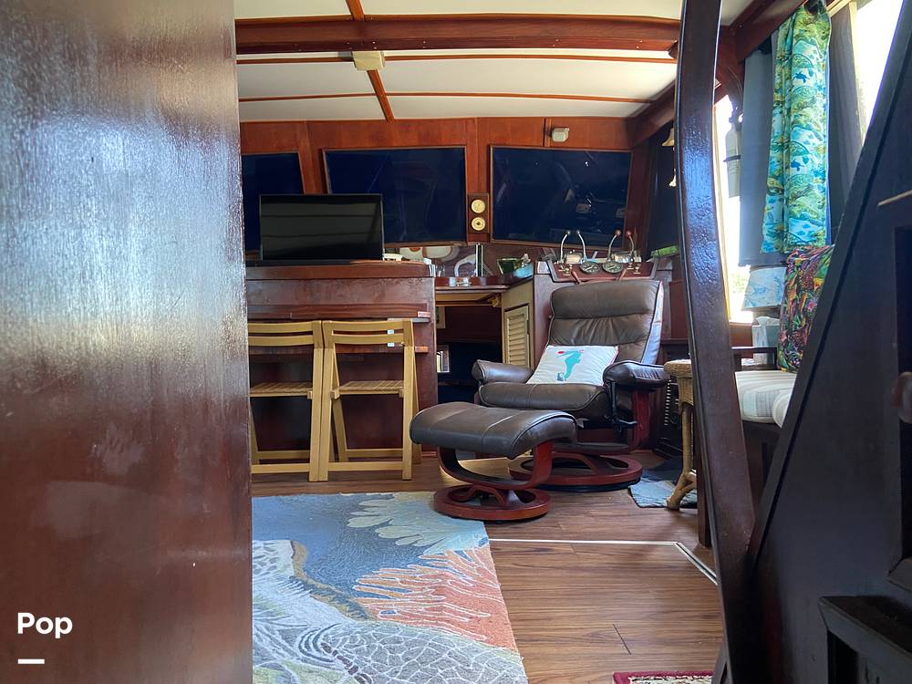 Slide: The Image of Ocean Yachts 40+2 Flying Bridge Trawler 1979 - 13946116