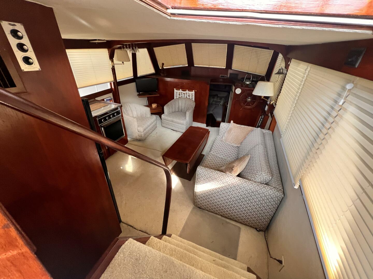 Slide: The Image of Ocean Yachts 40+2 Trawler 1979 - 5347049