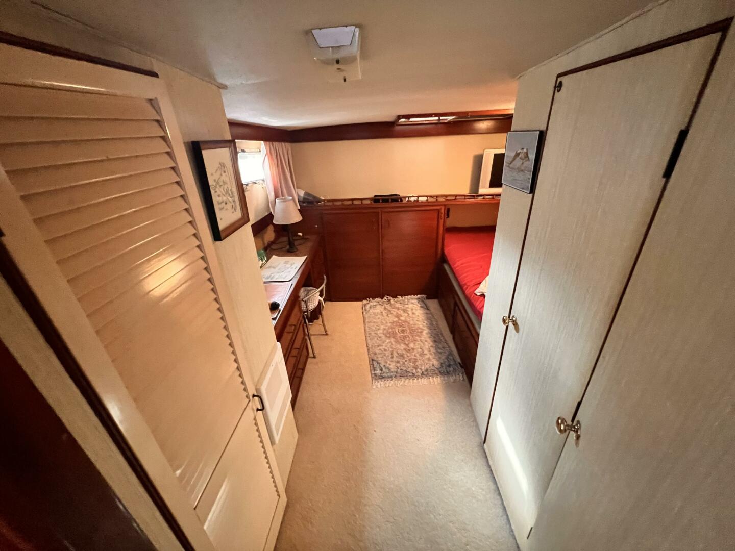 Slide: The Image of Ocean Yachts 40+2 Trawler 1979 - 5347056