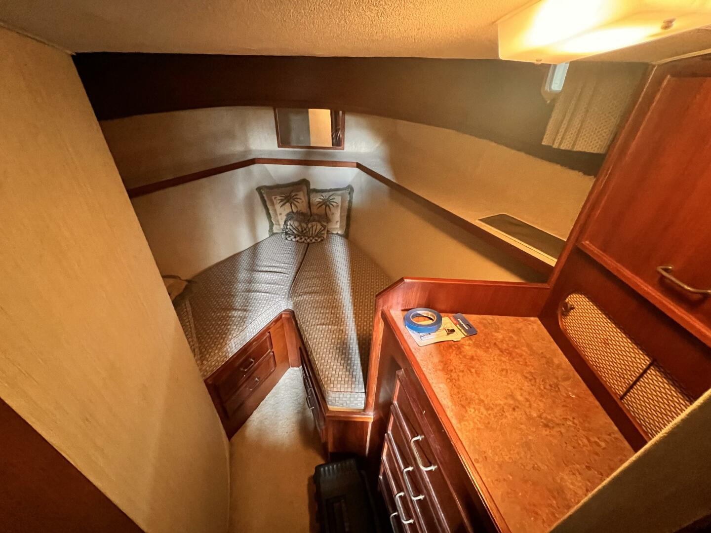 Slide: The Image of Ocean Yachts 40+2 Trawler 1979 - 5347061