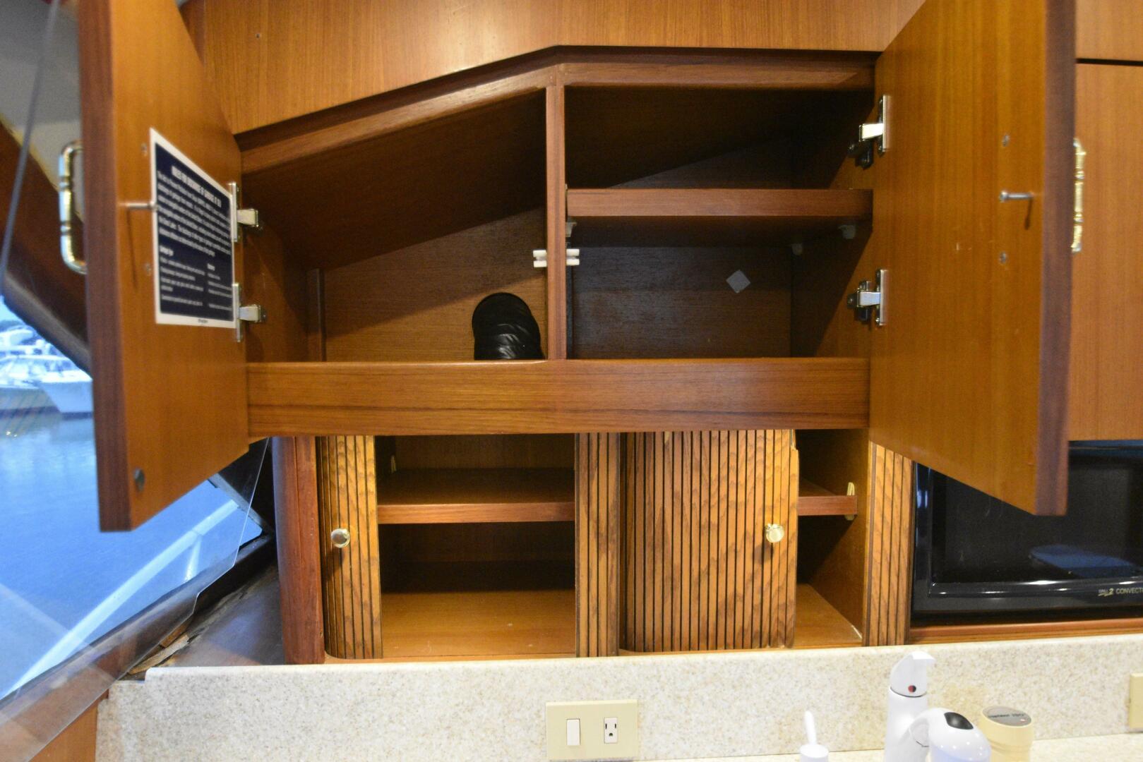 Slide: The Image of Ocean Yachts 43 2000 - 5398305