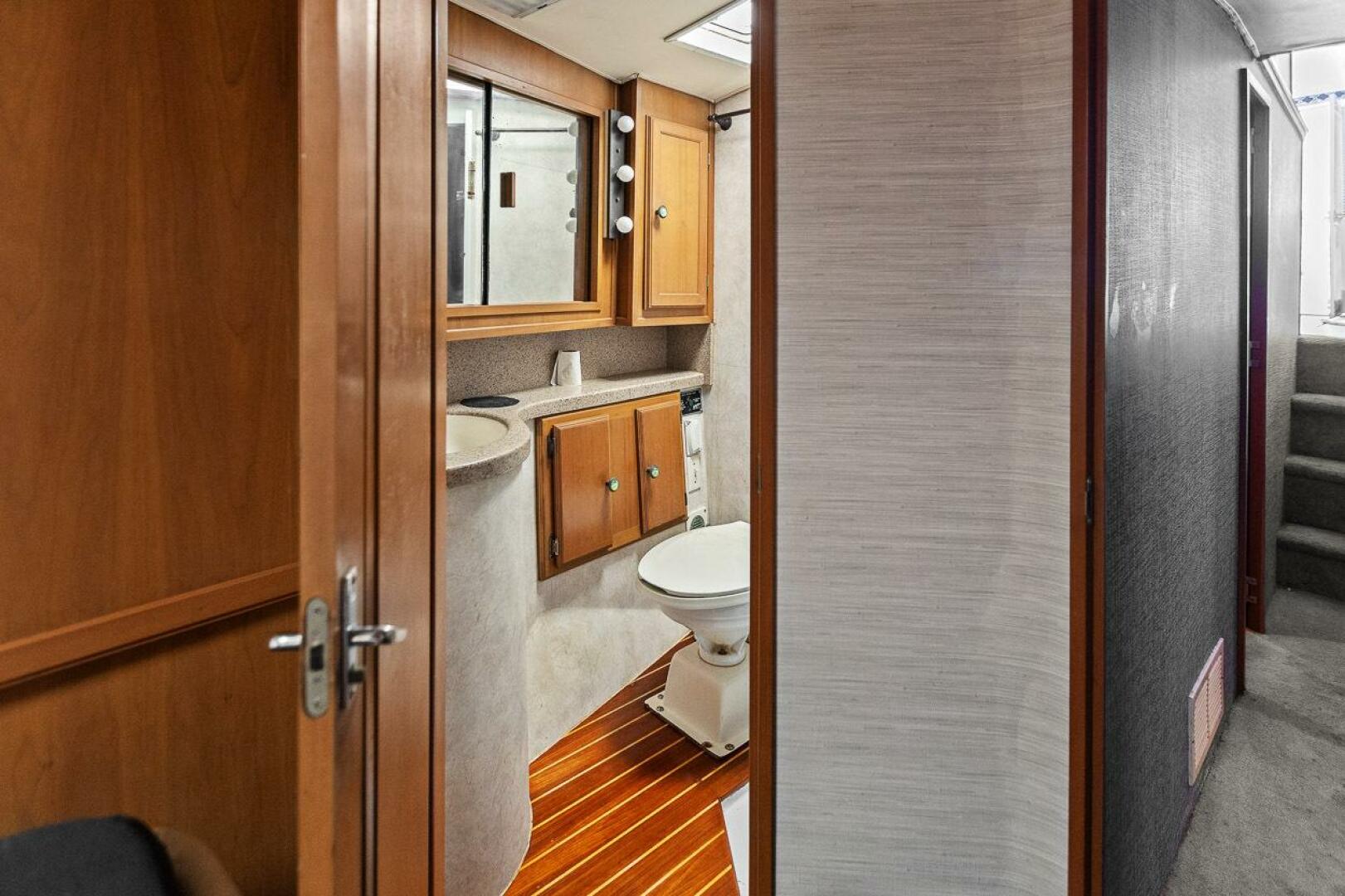 Slide: The Image of Ocean Yachts 48 Super Sport 1987 - 4805435