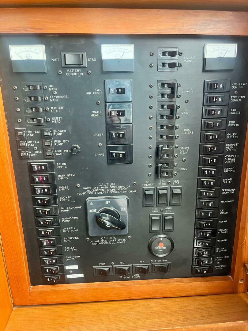 Slide: The Image of Ocean Yachts 48 Supersport 2000 - 5241401