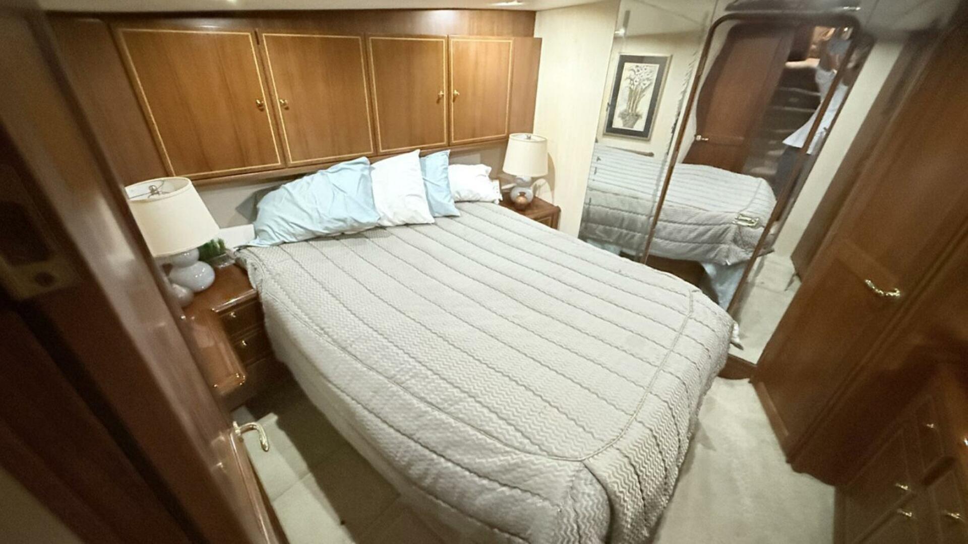 Slide: The Image of Ocean Yachts 57 Super Sport 2006 - 5374053