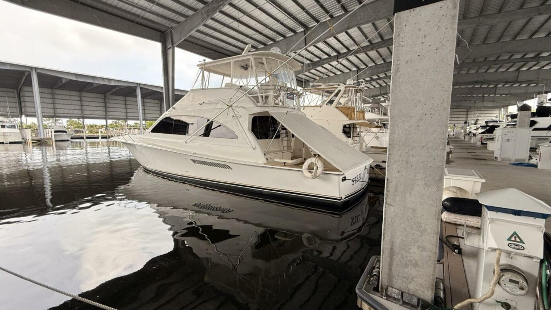 Slide: The Image of Ocean Yachts 57 Super Sport 2006 - 5374044