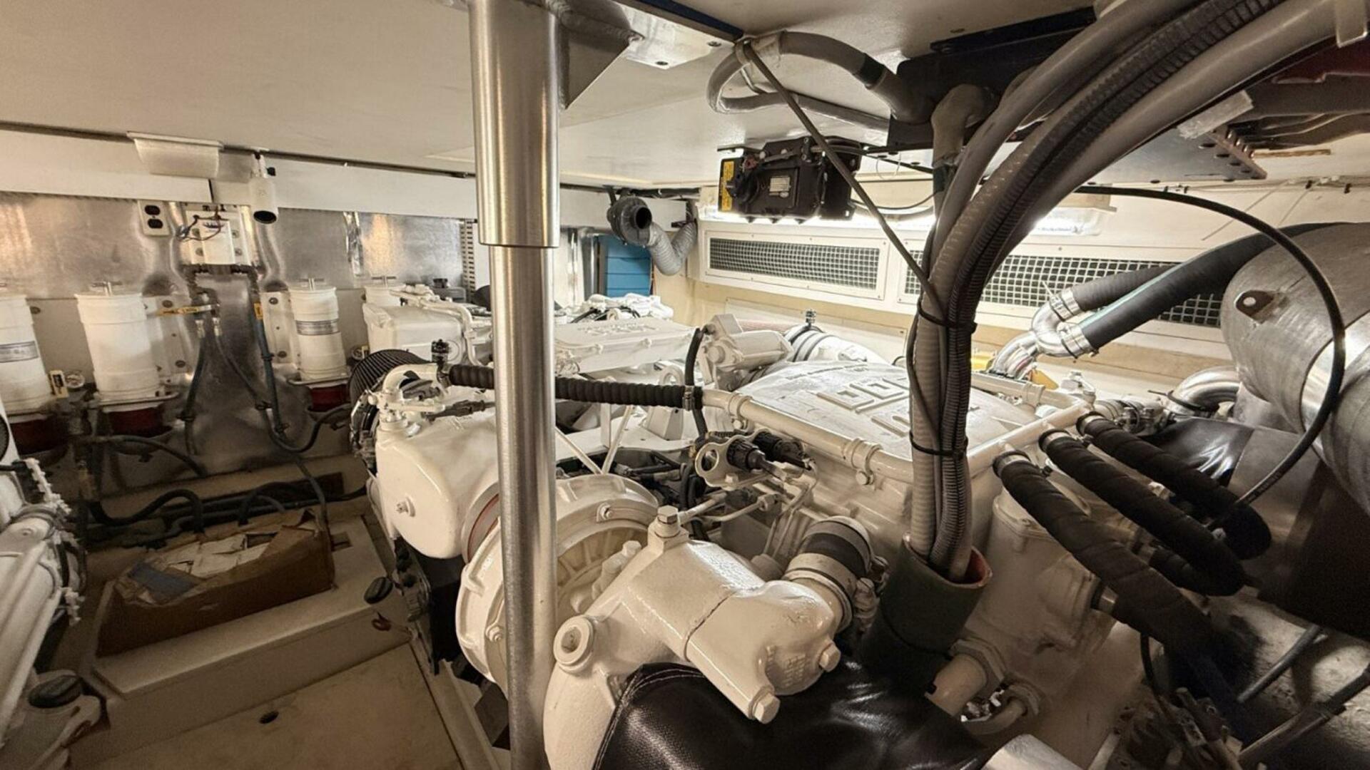 Slide: The Image of Ocean Yachts 57 Super Sport 2006 - 5374066