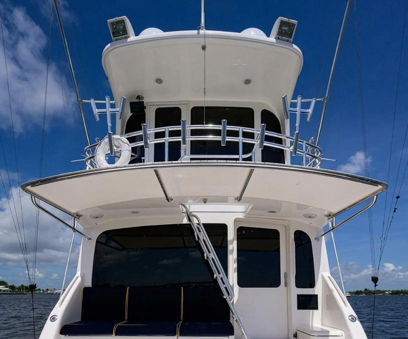 Slide: The Image of Ocean Yachts Enclosed Bridge Super Sport 2003 - 4672838