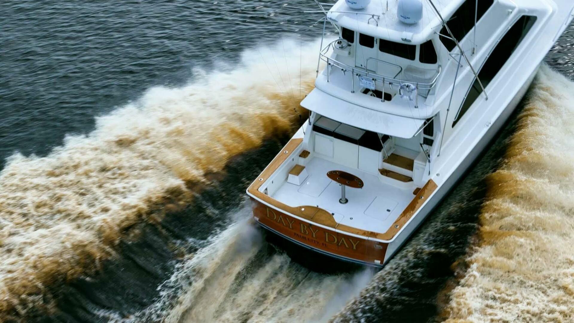 Slide: The Image of Ocean Yachts Enclosed Bridge Super Sport 2003 - 4672865