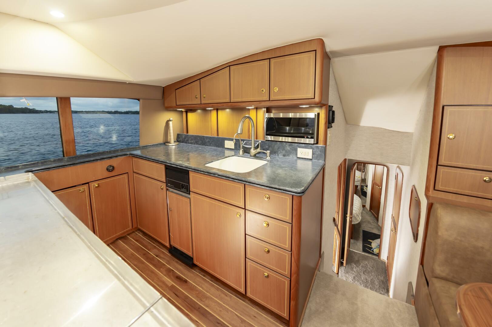 Slide: The Image of Ocean Yachts Super Sport 2005 - 4729404