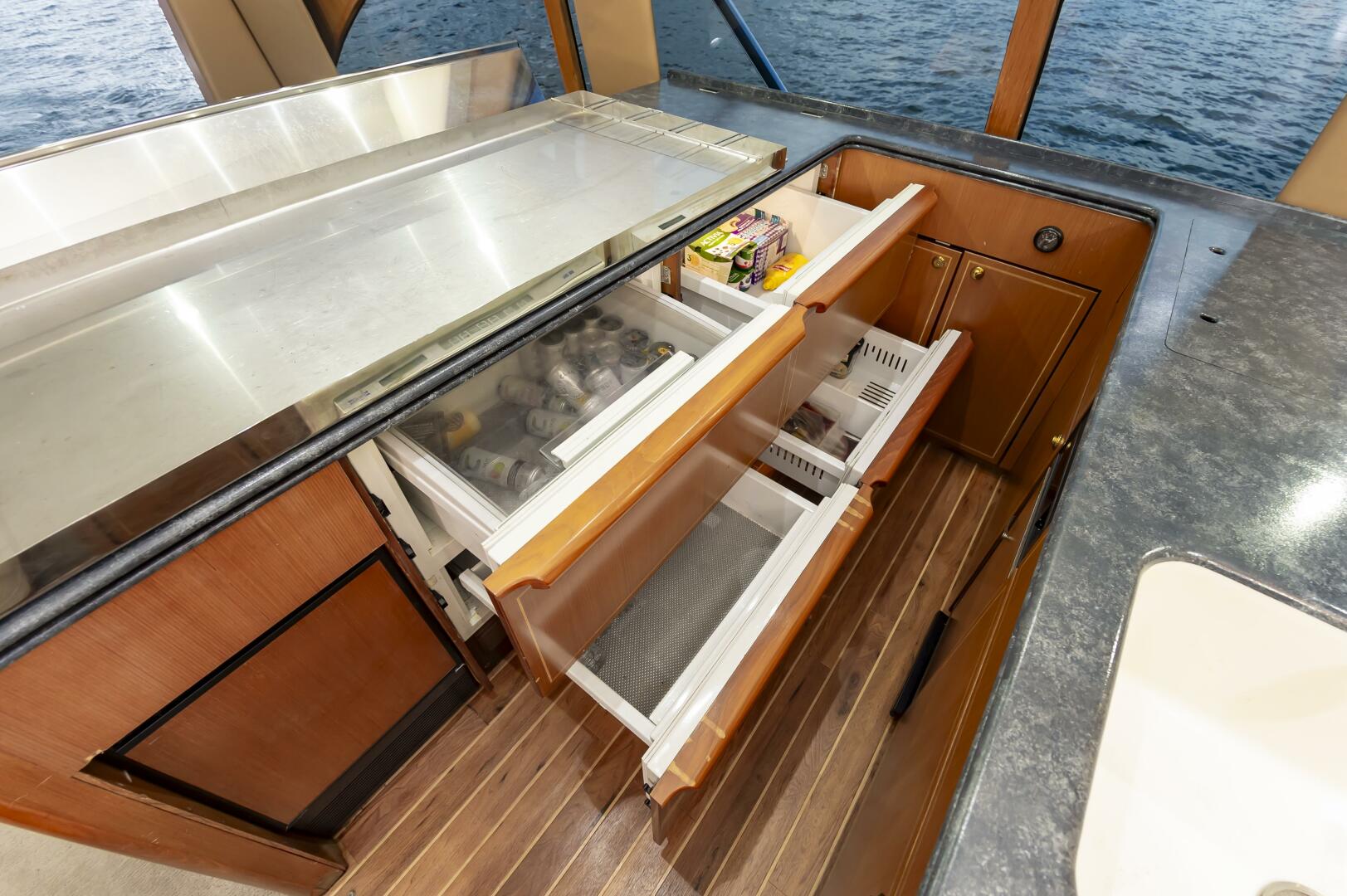 Slide: The Image of Ocean Yachts Super Sport 2005 - 4729406