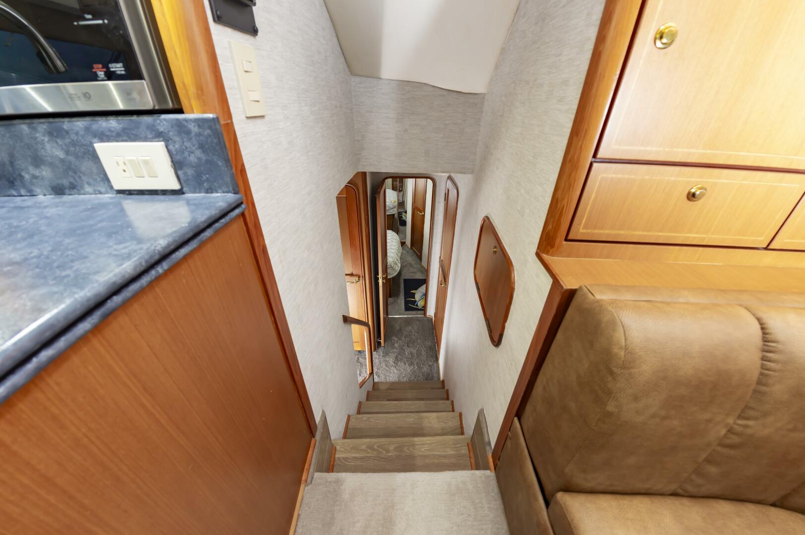 Slide: The Image of Ocean Yachts Super Sport 2005 - 4729410