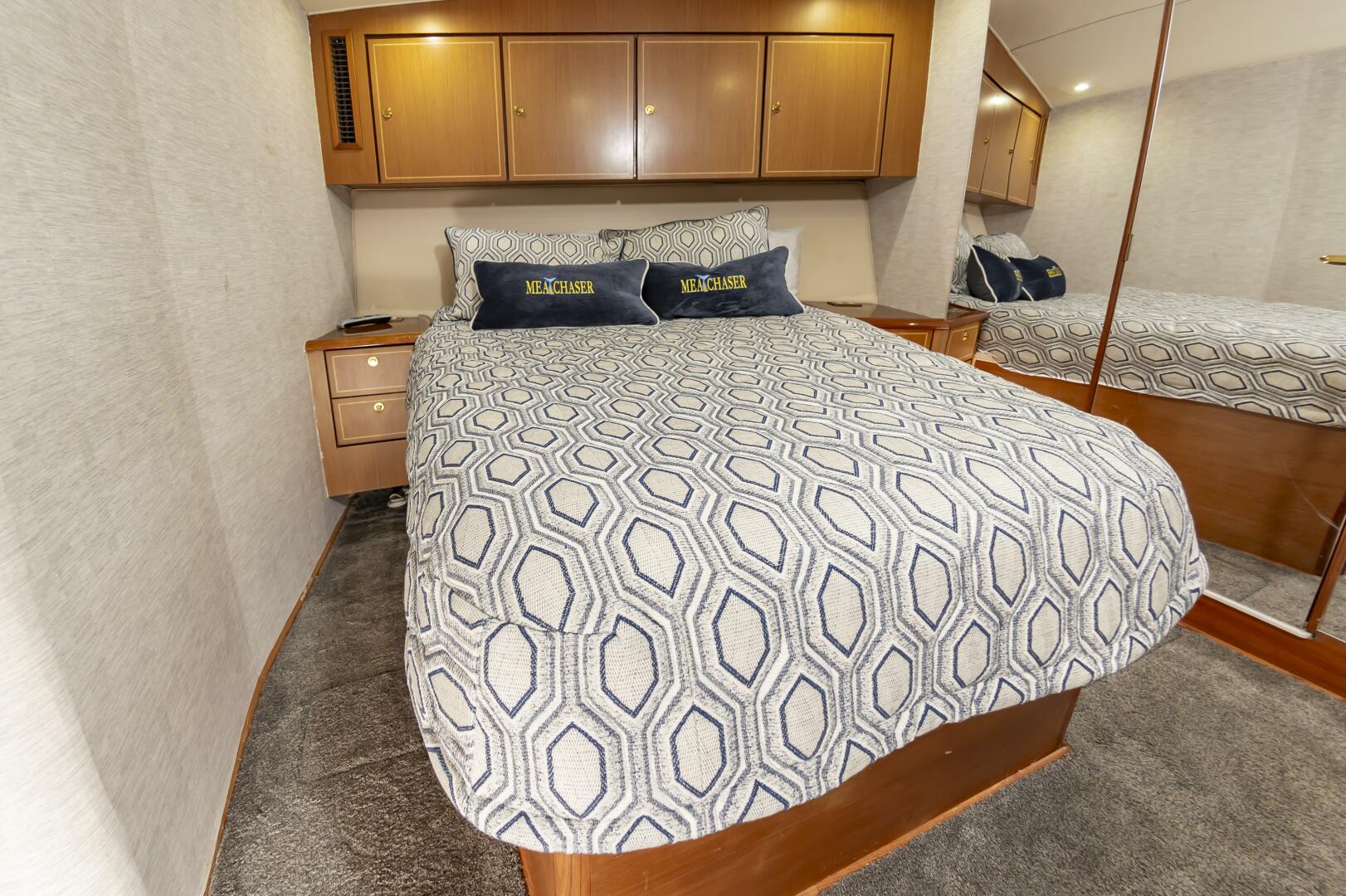 Slide: The Image of Ocean Yachts Super Sport 2005 - 4729416