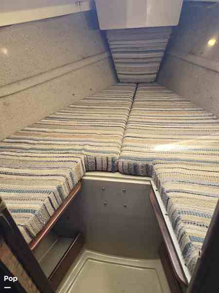 Slide: The Image of V Berth - 15298866