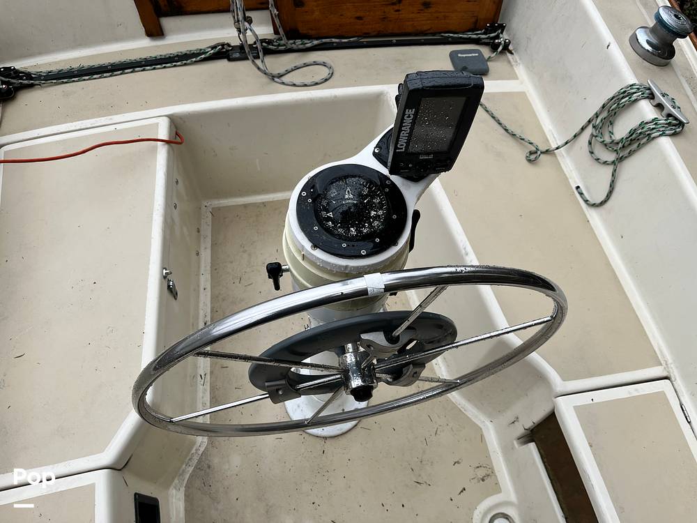 Slide: The Image of O'Day 28 1982 - 15326252