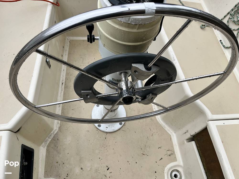 Slide: The Image of O'Day 28 1982 - 15326253