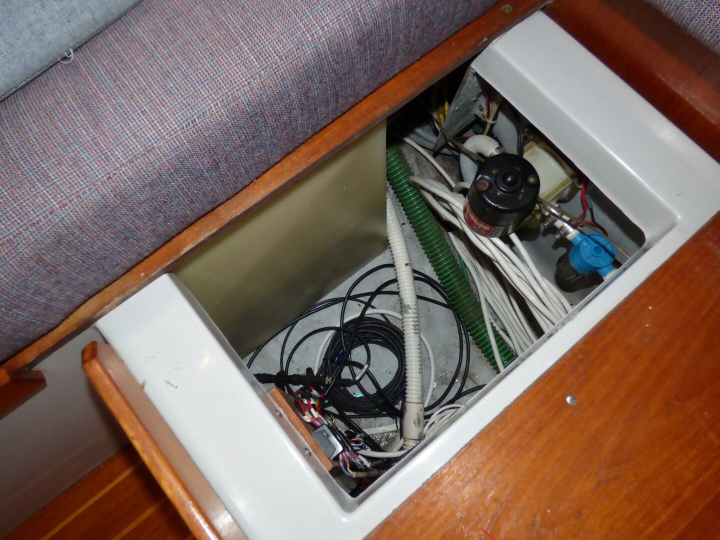 Slide: The Image of O'Day 41 1989 - 5158135