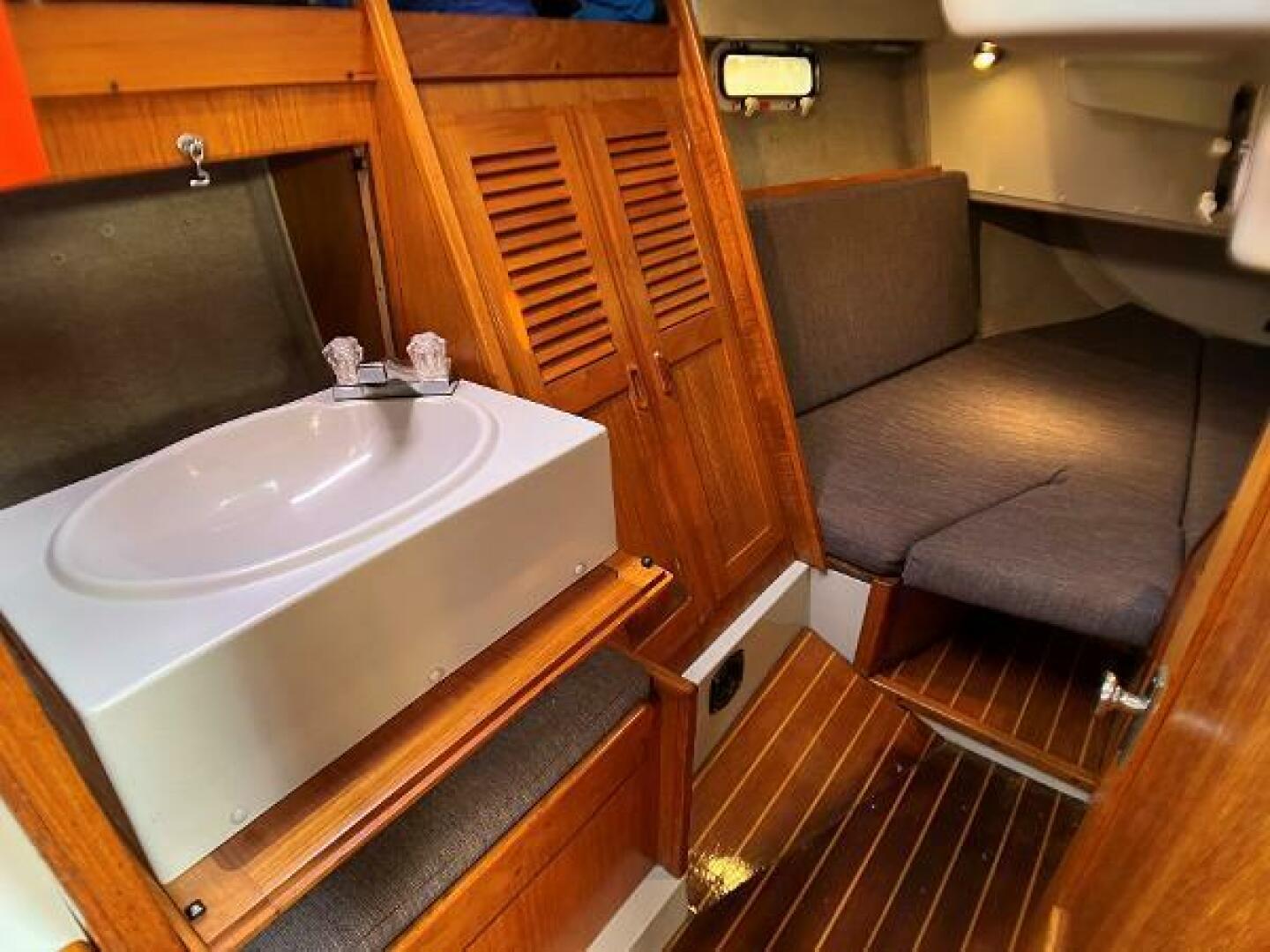 Slide: The Image of O'Day 41 1989 - 5159041