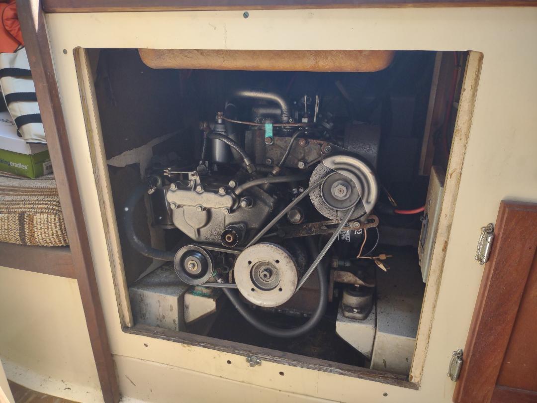 Slide: The Image of O'Day Sloop 1979 - 11
