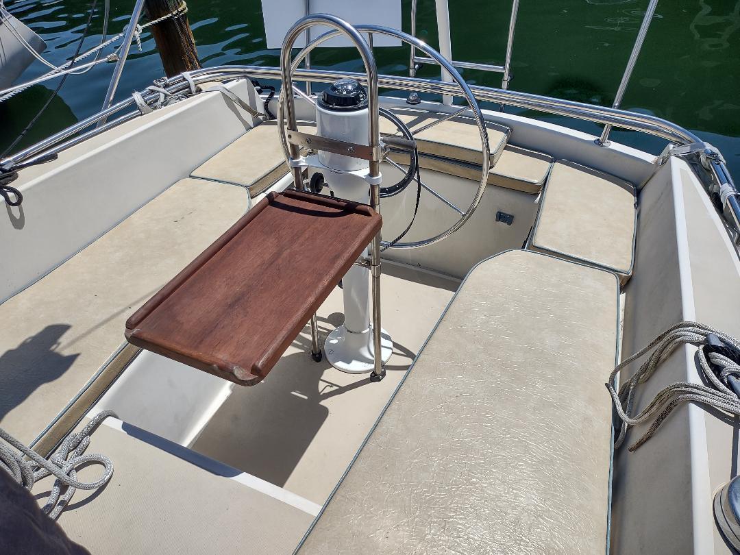 Slide: The Image of O'Day Sloop 1979 - 2